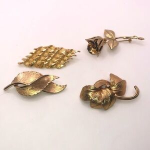 X4 Vtg Gold Tone Floral & Random Theme Brooches Unmarked